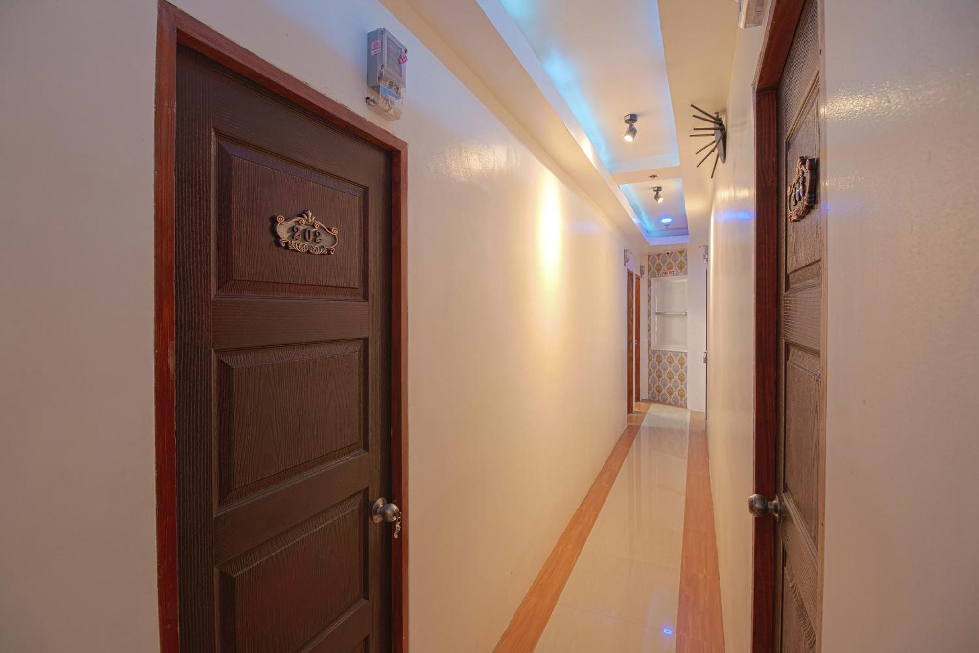 Oyo 685 K Fortune Apartelle Lapu-Lapu City Exterior photo
